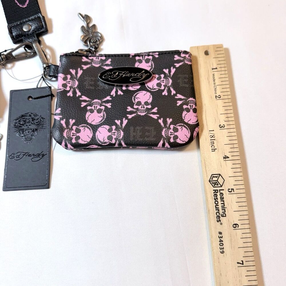 Ed Hardy Pink-Black Skulls Wallet & Wristlet Charms Keychain Double Pouch NWT - Picture 2 of 6